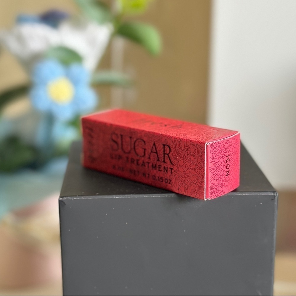 NEW Fresh Sugar Lip Balm Hydrating Treatment 4.3g - Picture 1 of 5